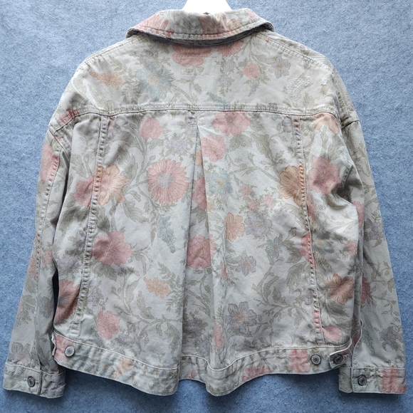 We The Free Opal Swing Printed Denim Jacket in Ivory Combo Floral - Picture 5 of 10